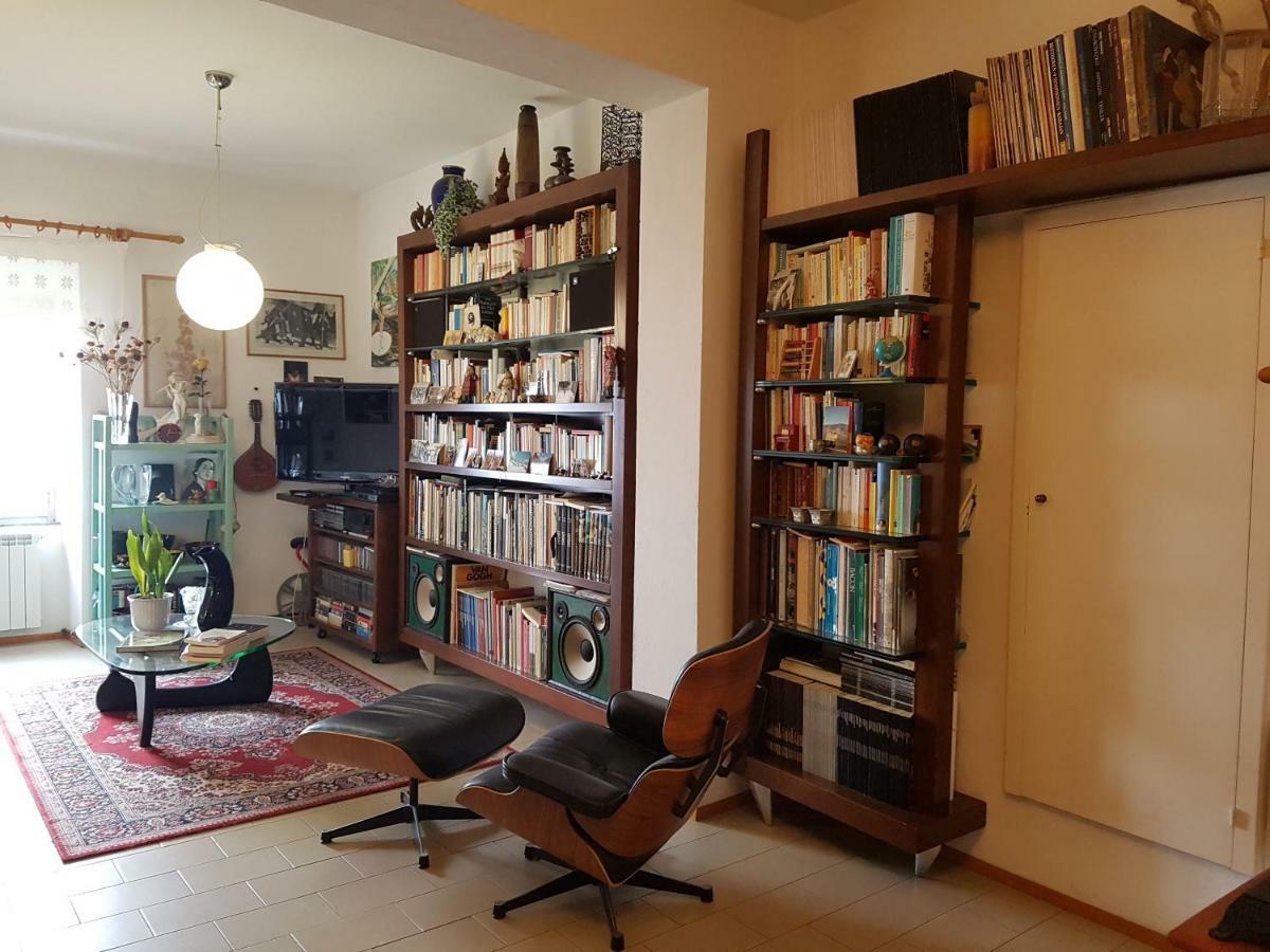 La Casa Del Fotografo Apartment Colle Val D'Elsa Luaran gambar